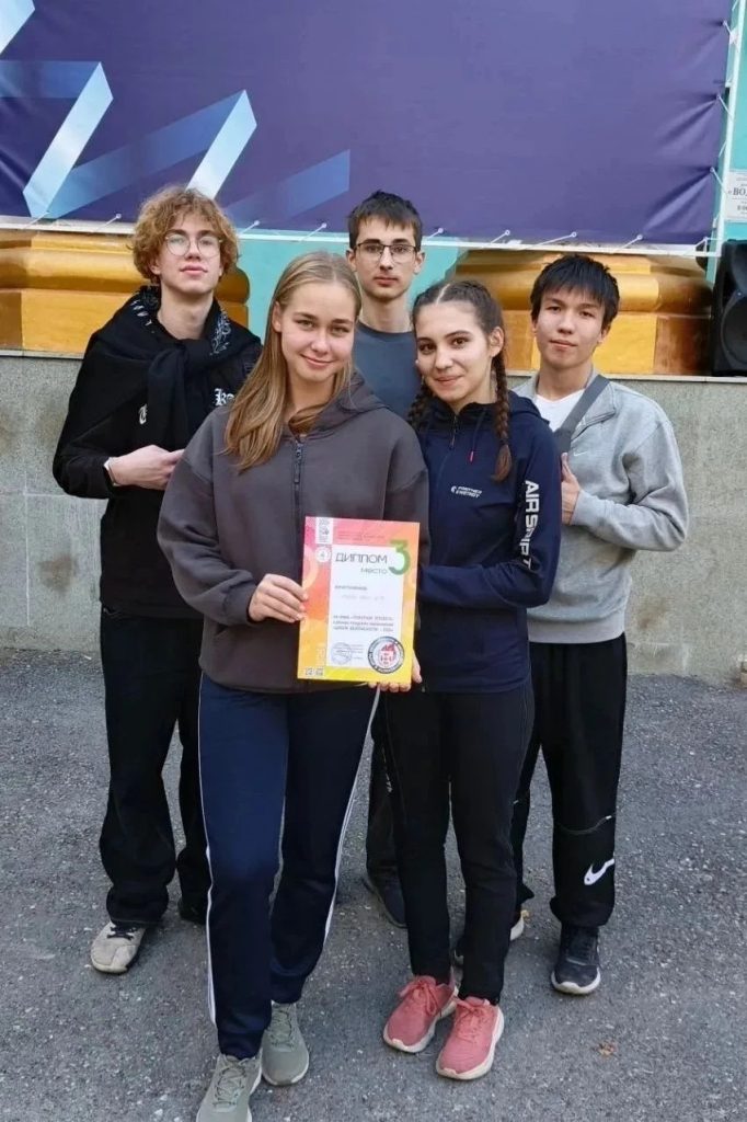 Наши ребята — в десятке лучших в городе!